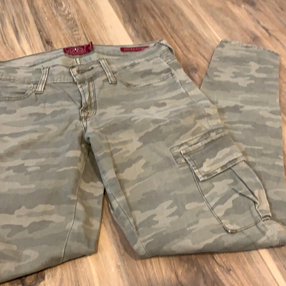 Lucky brand Charlie skinny cargo